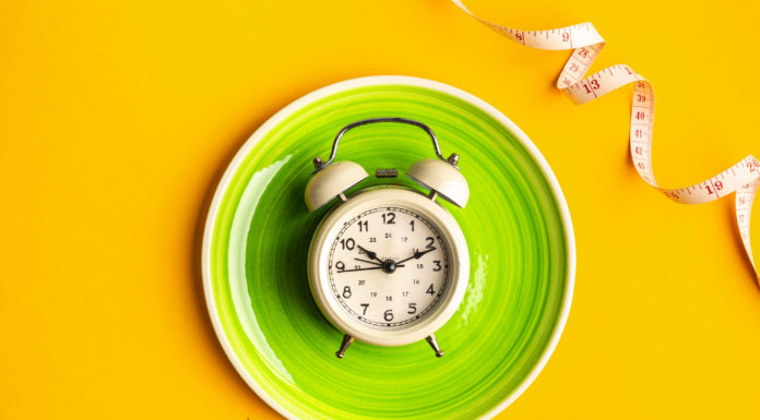 O jejum intermitente emagrece mais que outras dietas? jejum intermitente emagrece mais